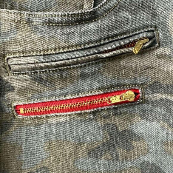 Etienne Marcel Zippered Camouflage Jeans $228 29 - Picture 5 of 9